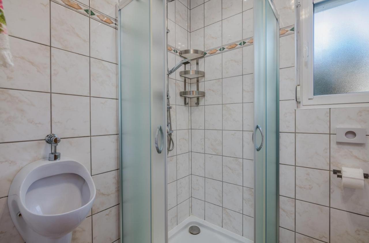 Holiday Home Nika Linardići المظهر الخارجي الصورة