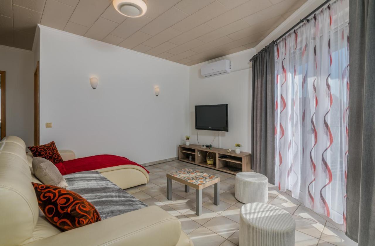 Holiday Home Nika Linardići المظهر الخارجي الصورة