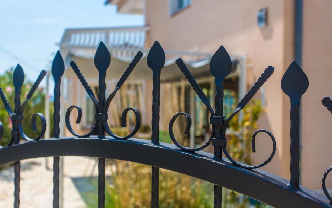 Holiday Home Nika Linardići المظهر الخارجي الصورة