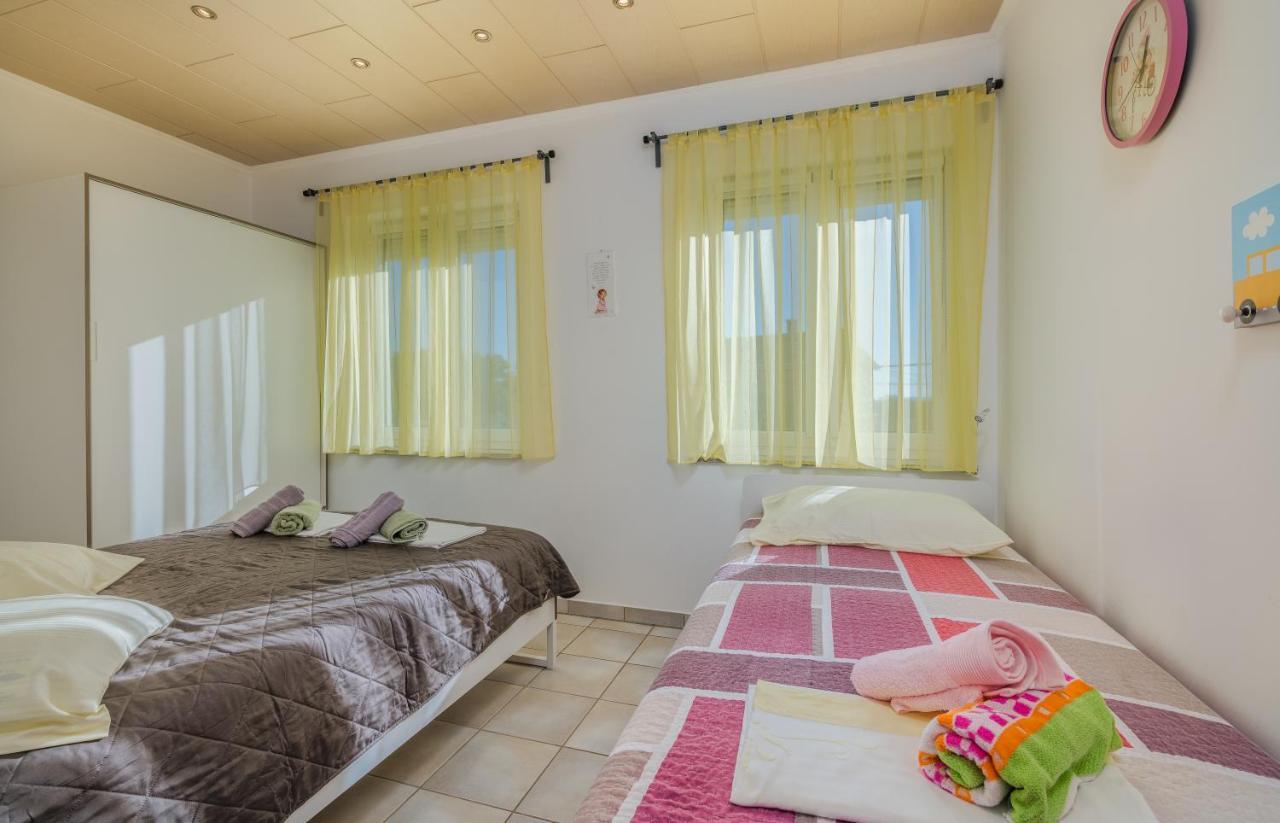 Holiday Home Nika Linardići المظهر الخارجي الصورة